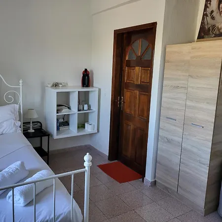 Black Fig Pollonia Zimmer foto